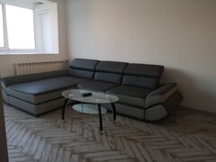 Piata Muncii, 10 minute